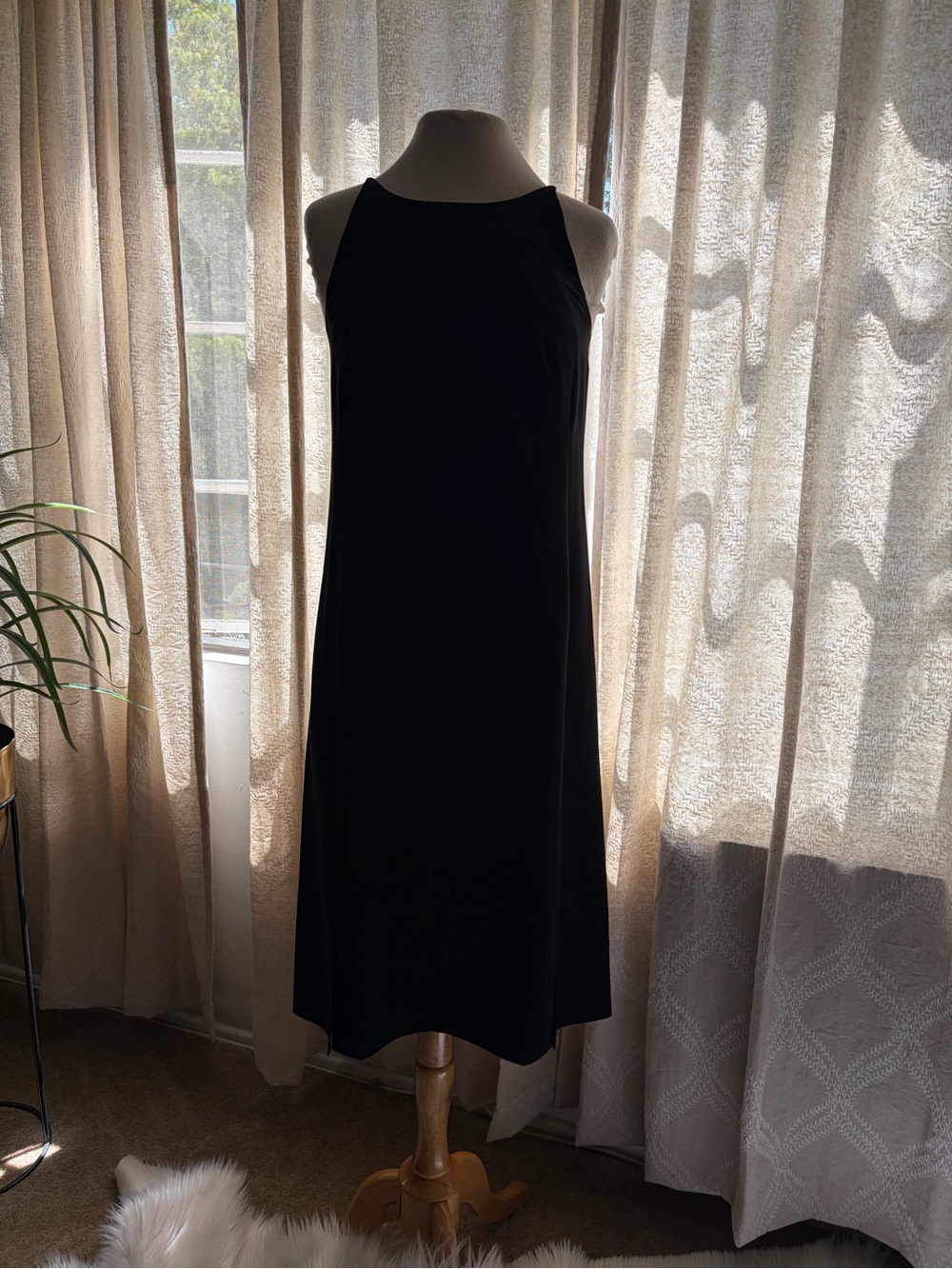Ann Taylor Black classic Midi Dress
